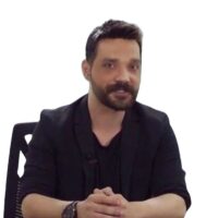 Oğuzhan Uğur